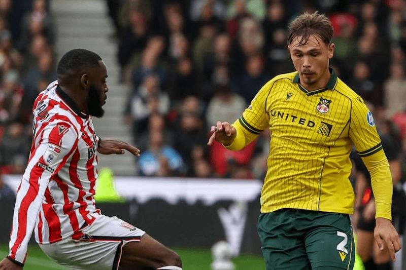 Nhận định, Soi kèo Wrexham vs Oxford United 01h45 ngày 23/10: Chia điểm - Ảnh 1