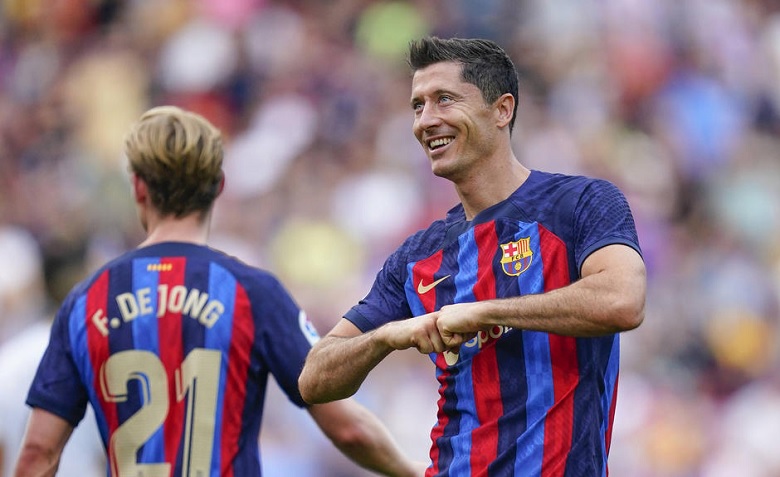 Ronaldo ra yêu cầu đặc biệt, Al Nassr nhắm Lewandowski - Ảnh 1