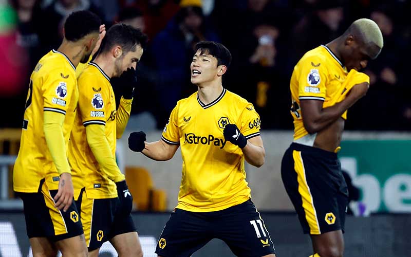 Nhận định, Soi kèo Wolves vs Burnley 21h00 ngày 26/10: Khó thua trên sân nhà - Ảnh 1