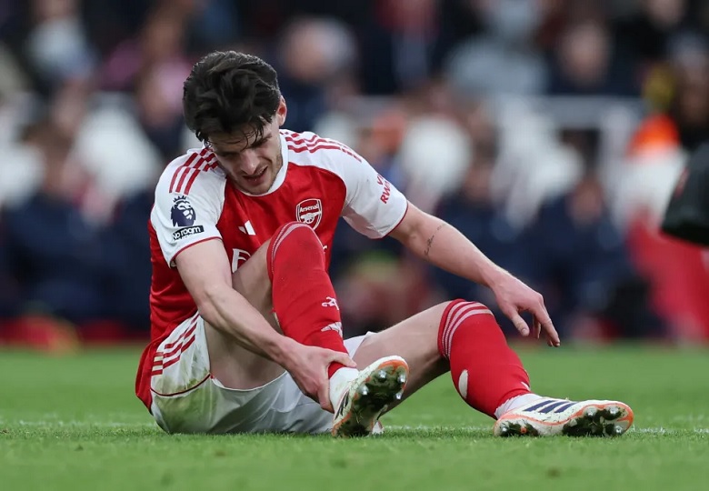 Arsenal trả giá cho 3 điểm bằng 3 chấn thương - Ảnh 1