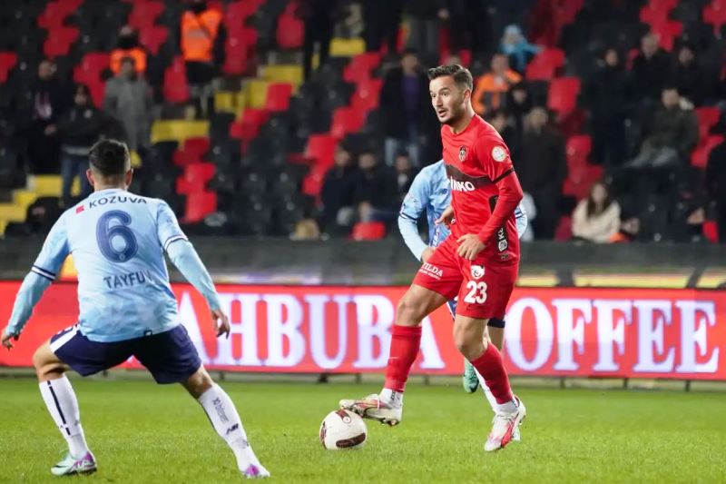 Nhận định, Soi kèo Alanyaspor vs Gazisehir Gaziantep 00h00 ngày 04/11: Điểm tựa sân nhà - Ảnh 1