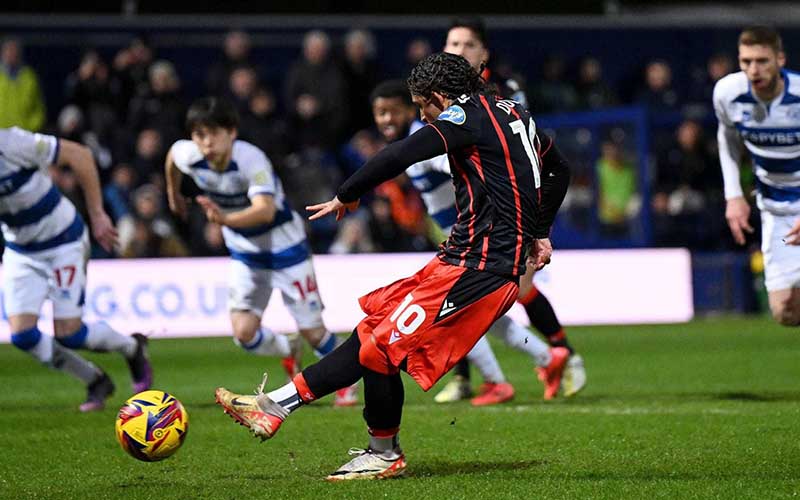Nhận định, Soi kèo Blackburn Rovers vs Queens Park Rangers 2h45 ngày 27/11: Ba điểm trong tay - Ảnh 1