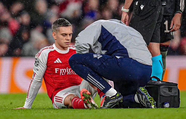 Arsenal trả giá đắt cho chiến thắng trước Bayern Munich - Ảnh 1