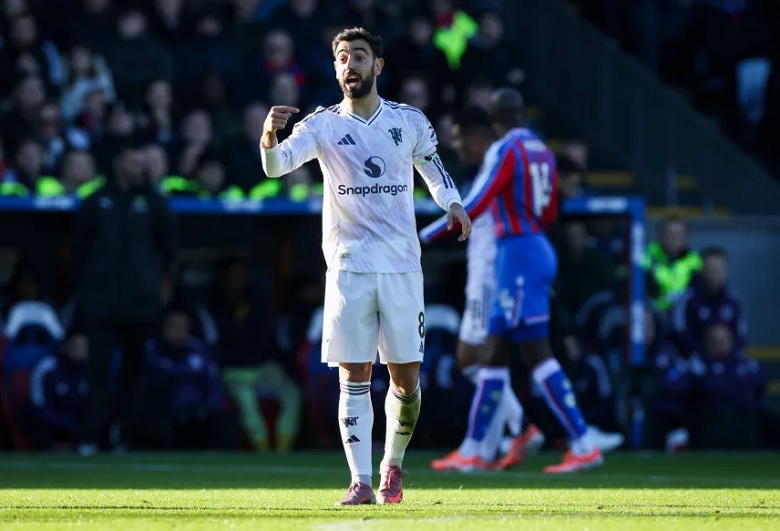 Fernandes lọt Top 4 chân chuyền vĩ đại nhất lịch sử MU - Ảnh 1