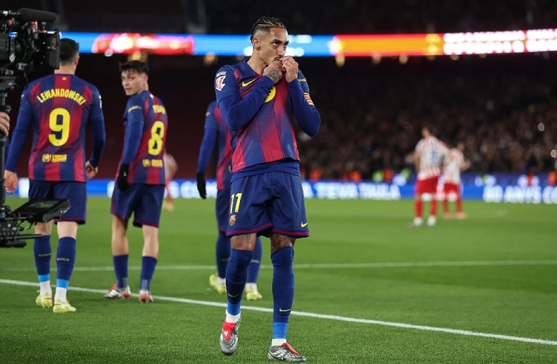 Barcelona tạo cách biệt 4 điểm so với Real Madrid tại La Liga - Ảnh 1