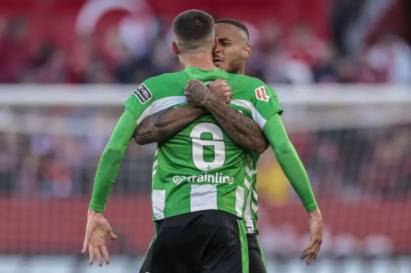 Nhận định, Soi kèo Torrent CF vs Real Betis 03h00 ngày 04/12 - Ảnh 1