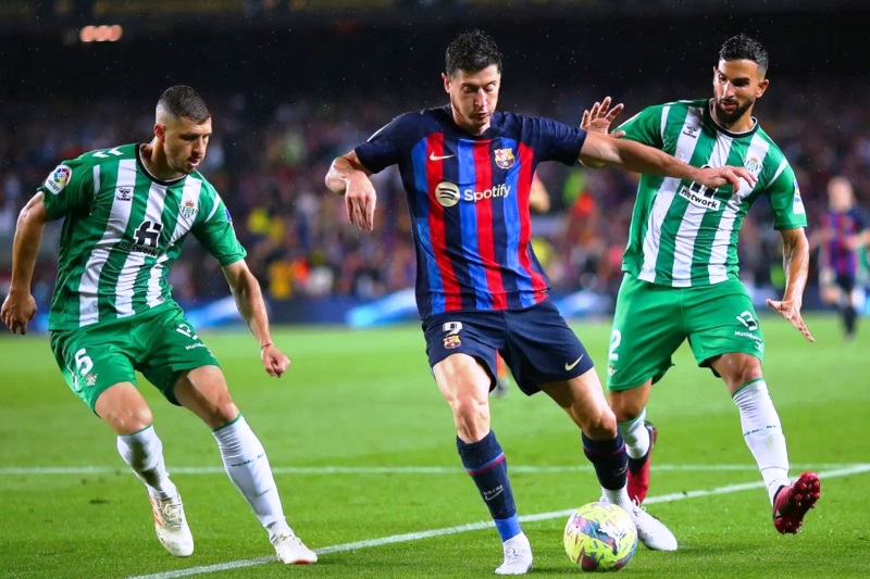 Nhận định, Soi kèo Real Betis vs Barcelona 00h30 ngày 07/12: Khải hoàn đất khách - Ảnh 1