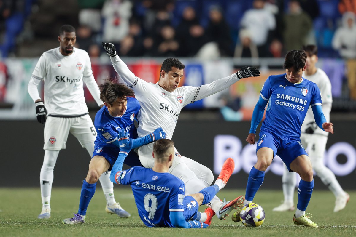 Nhận định, Soi kèo Jeju SK vs Suwon Samsung Bluewings 12h00 ngày 7/12: Tấm vé quý giá - Ảnh 4