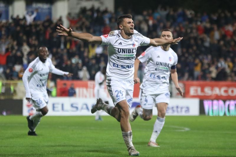 Nhận định, Soi kèo Botosani vs Rapid 1923 01h30 ngày 09/12: Giữ vững ngôi đầu - Ảnh 1