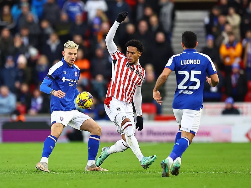 Nhận định, Soi kèo Ipswich vs Stoke City 2h45 ngày 11/12: Khách run rẩy - Ảnh 1
