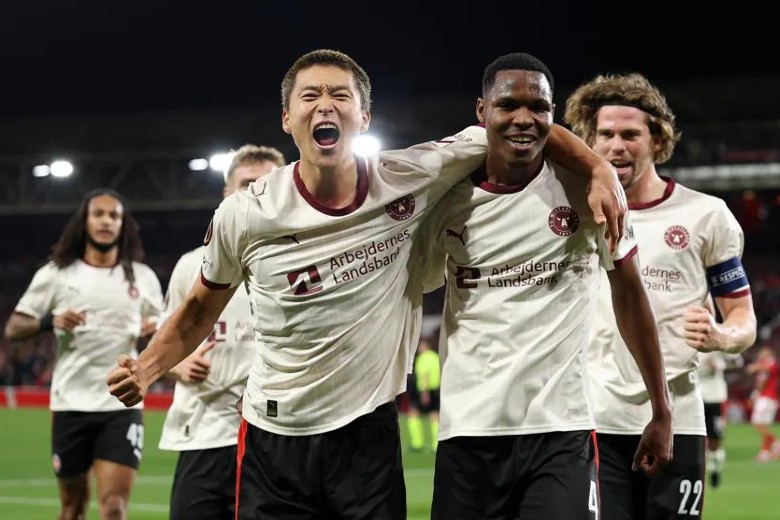 Nhận định, Soi kèo Ludogorets Razgrad vs PAOK, 0h45 ngày 12/12: Mưa bàn thắng - Ảnh 1