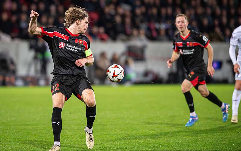 Nhận định, Soi kèo Midtjylland vs Genk 0h45 ngày 12/12: Chủ nhà tự tin hơn - Ảnh 1