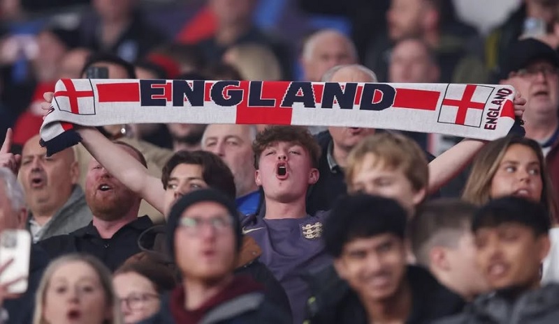 Giá vé World Cup 2026 leo thang không tưởng - Ảnh 1