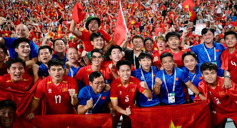 U22 Việt Nam được thưởng bao nhiêu tiền sau tấm HCV SEA Games 33? - Ảnh 1