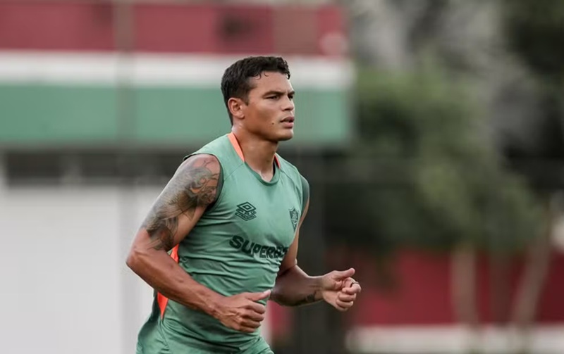 ‘Lão tướng’ Thiago Silva chính thức trở lại châu Âu, khoác áo Porto - Ảnh 1