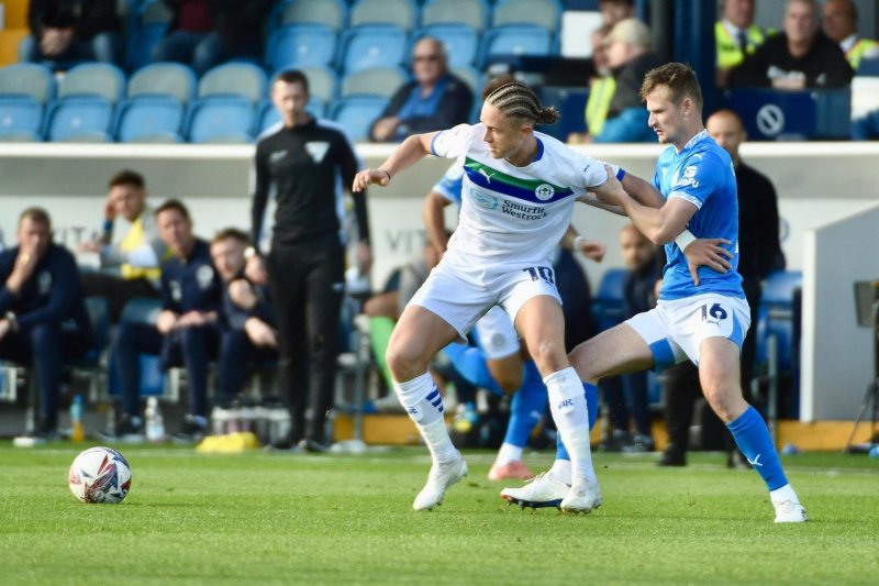 Nhận định, Soi kèo Wigan vs Barnsley 22h00 ngày 01/01: Tiếp đà chiến thắng - Ảnh 1