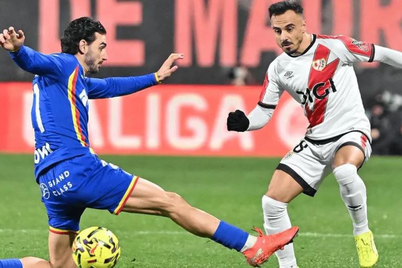 Nhận định, Soi kèo Granada vs Rayo Vallecano 1h00 ngày 07/01 - Ảnh 1