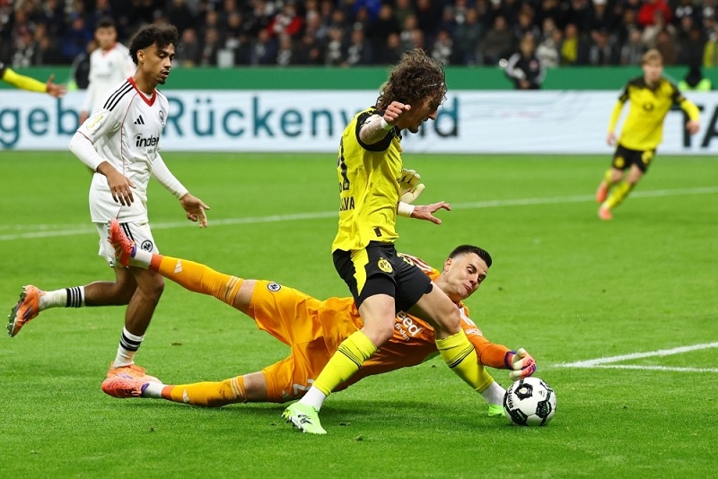 Nhận định, Soi kèo Frankfurt vs Dortmund 2h30 ngày 10/1: Khải hoàn trên đất khách - Ảnh 1