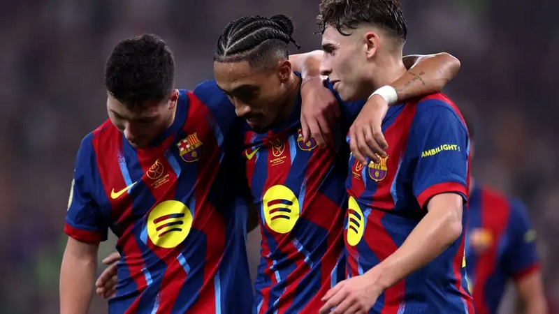 Vì sao Yamal ngồi dự bị ở bán kết Siêu cúp Tây Ban Nha? - Ảnh 2