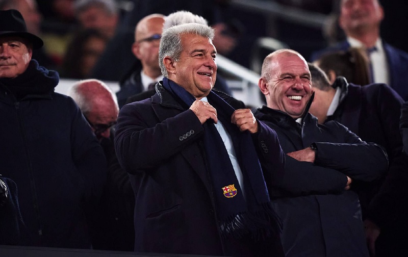 Barca sắp bầu chủ tịch, ‘lá bài’ Messi lại được đưa ra - Ảnh 1