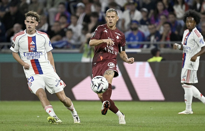 Nhận định, Soi kèo Metz vs Lyon 23h15 ngày 25/1: Tiếp đà thăng hoa - Ảnh 1