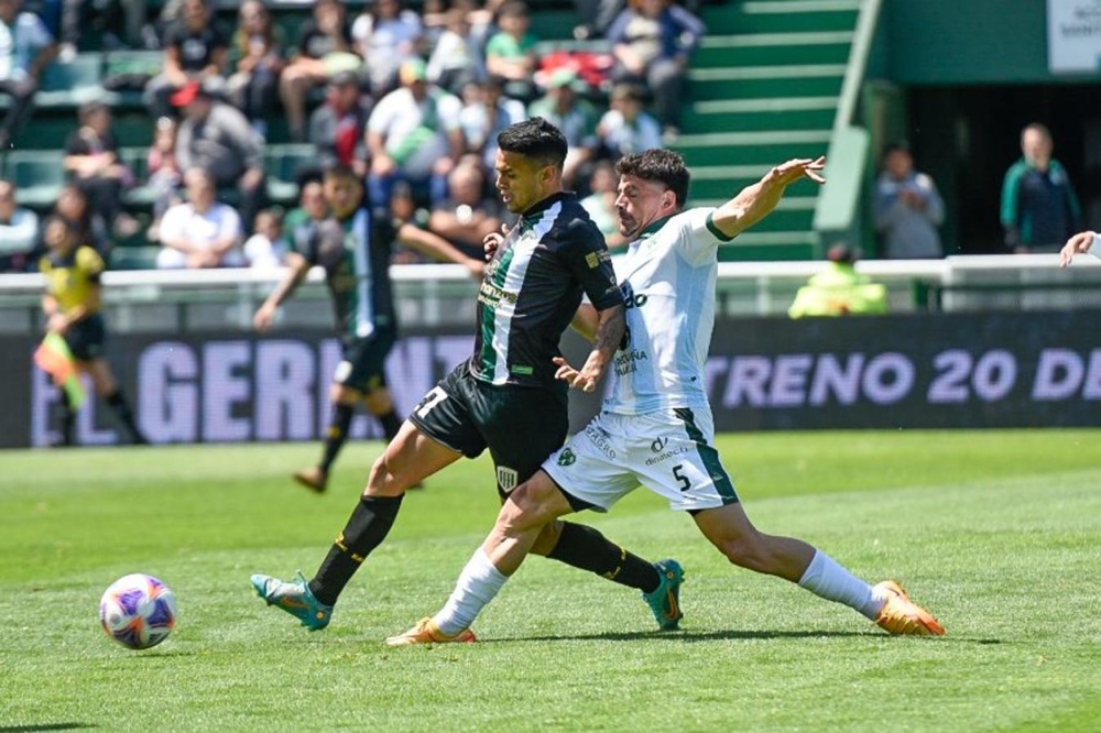 Nhận định, Soi kèo Sarmiento Junin vs Banfield 7h30 ngày 30/1: Cách biệt tối thiểu - Ảnh 4