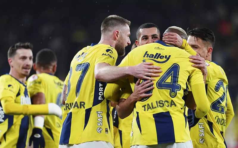 Nhận định, Soi kèo Fenerbahce vs Erzurumspor 0h00 ngày 6/2: Bản lĩnh cửa trên - Ảnh 1