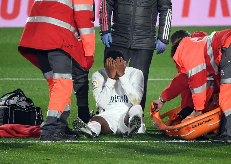 Vận đen bủa vây Rodrygo: án treo giò chưa qua, chấn thương đã tới - Ảnh 1