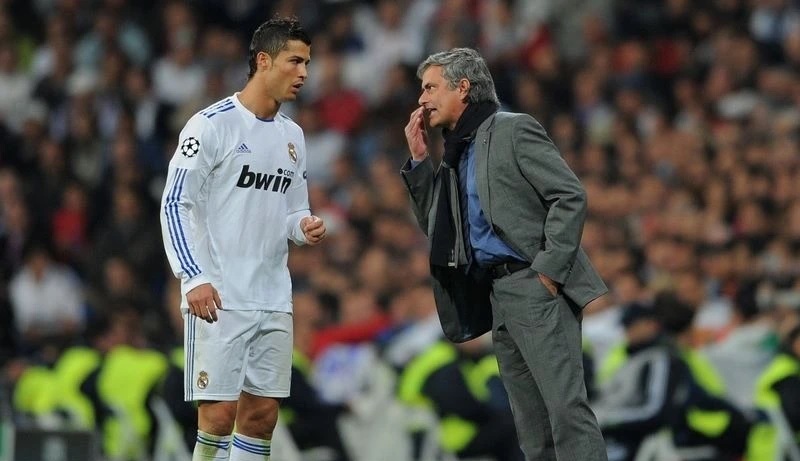 José Mourinho đứng trước cơ hội dẫn dắt ĐT Bồ Đào Nha - Ảnh 2
