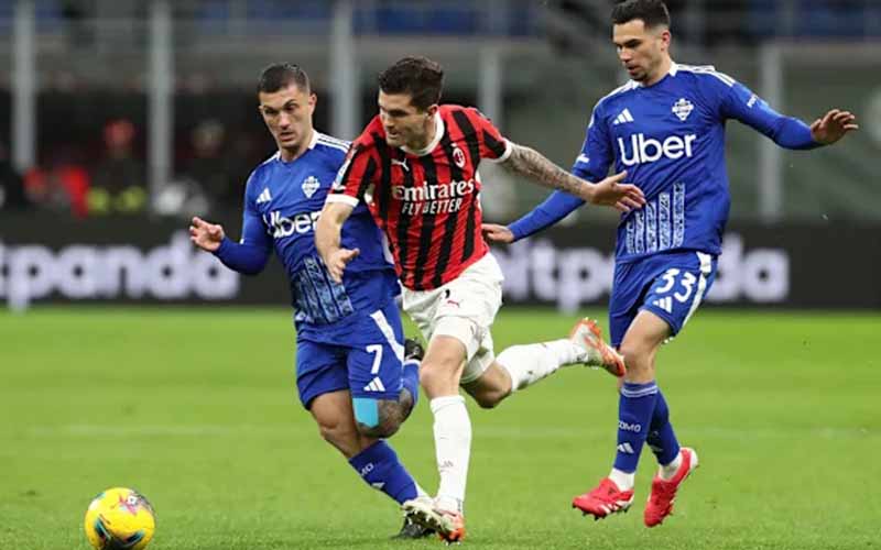 Nhận định, Soi kèo AC Milan vs Como 2h45 ngày 19/2: Khó có bất ngờ - Ảnh 1