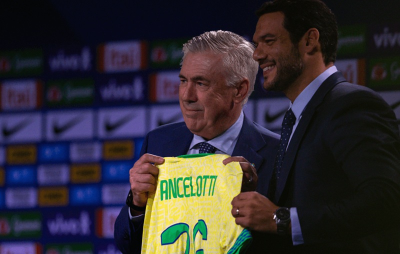 ĐT Brazil ‘trói chân’ HLV Ancelotti thêm 4 năm - Ảnh 1
