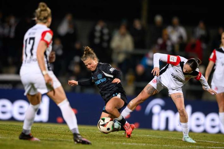 Nhận định, Soi kèo Nữ Frankfurt vs Nữ Freiburg, 0h00 ngày 24/2: Tưng bừng bàn thắng - Ảnh 1