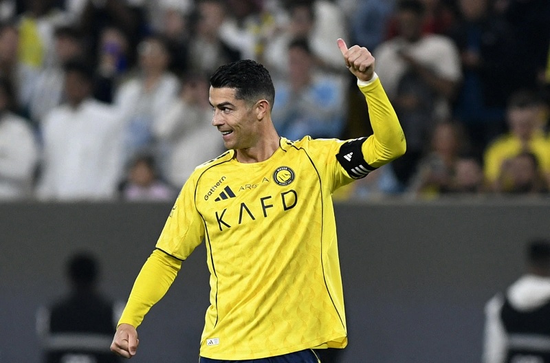Ronaldo chốt tương lai tại Al Nassr - Ảnh 1