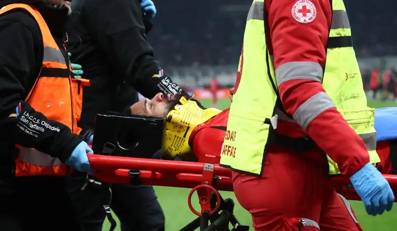 Loftus-Cheek phải lên bàn mổ sau chấn thương kinh hoàng - Ảnh 2