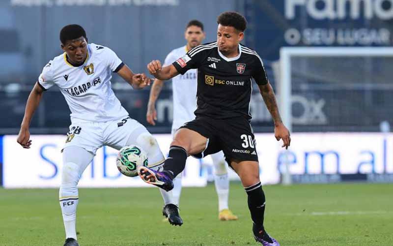 Nhận định, Soi kèo Famalicao vs Casa Pia 3h15 ngày 24/2: Điểm tựa sân nhà - Ảnh 1