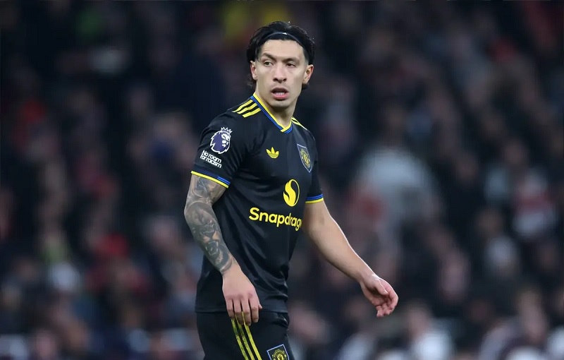 MU mất Lisandro Martinez vì chấn thương - Ảnh 1