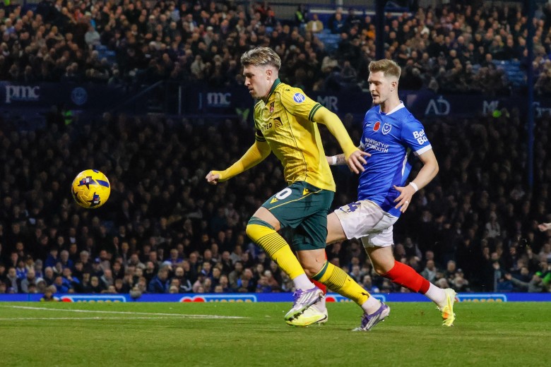 Nhận định, Soi kèo Wrexham vs Portsmouth, 2h45 ngày 25/2: Hiện tượng thú vị - Ảnh 1