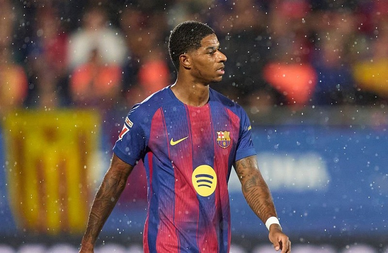 HLV Hansi Flick siết kỷ luật tại Barca bằng mức phạt tiền ‘khổng lồ’ - Ảnh 2