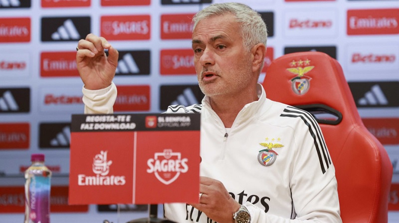 Mourinho úp mở khả năng rời Benfica - Ảnh 2