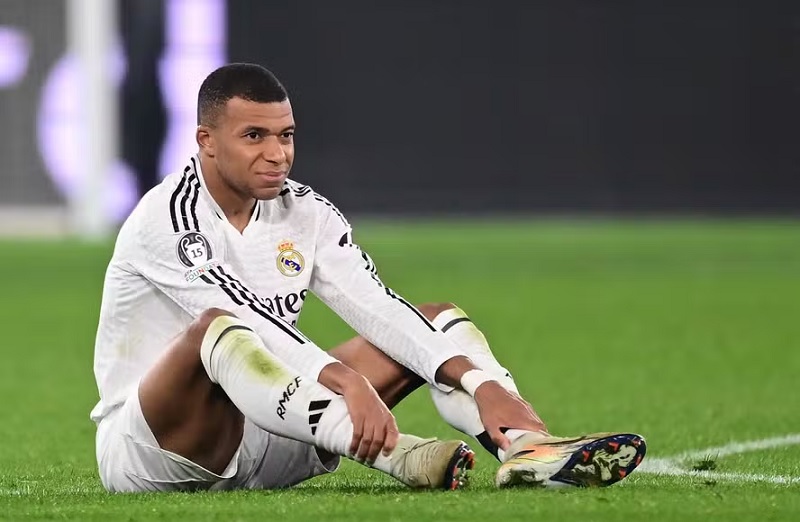 Real Madrid mất 10 cầu thủ trước trận gặp Celta Vigo - Ảnh 1