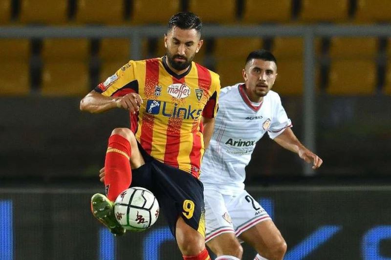 Soi kèo phạt góc Lecce vs Cremonese, 18h30 ngày 08/03 - Ảnh 1