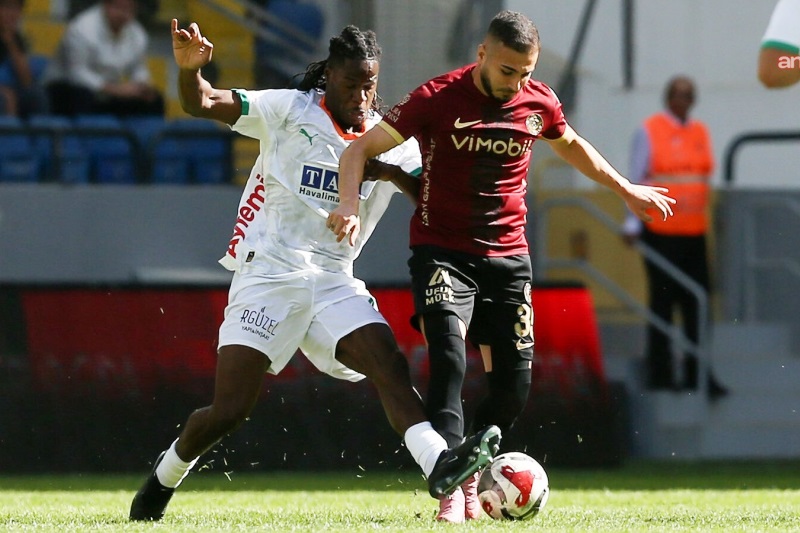 Soi kèo phạt góc Alanyaspor vs Genclerbirligi, 00h00 ngày 10/03 - Ảnh 1