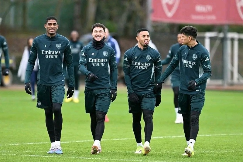 Arsenal nguy cơ mất 9 trụ cột trước trận gặp Leverkusen - Ảnh 2