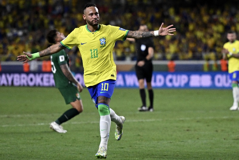 Neymar chuẩn bị trở lại ĐT Brazil - Ảnh 1