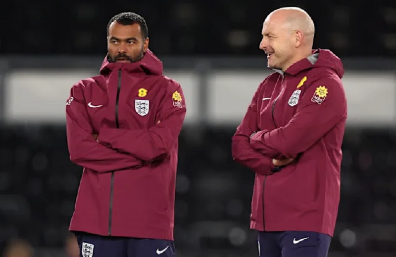 Huyền thoại Chelsea và ĐT Anh chính thức bước vào nghiệp HLV - Ảnh 2