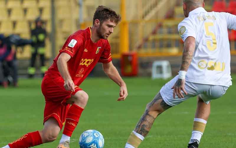 Nhận định, Soi kèo Catanzaro vs Modena 2h00 ngày 18/3: Áp sát top 4 - Ảnh 1