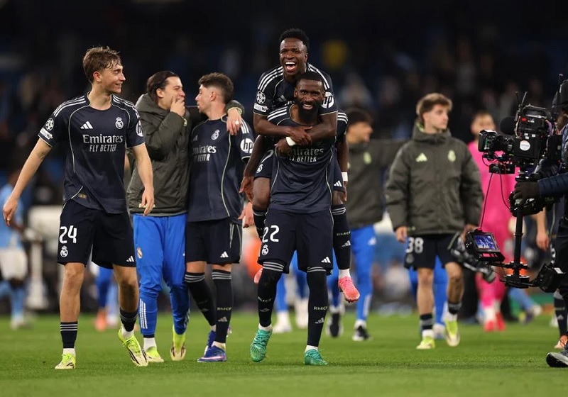 HLV Arbeloa đi vào lịch sử Real Madrid với thành tích chưa từng có - Ảnh 1