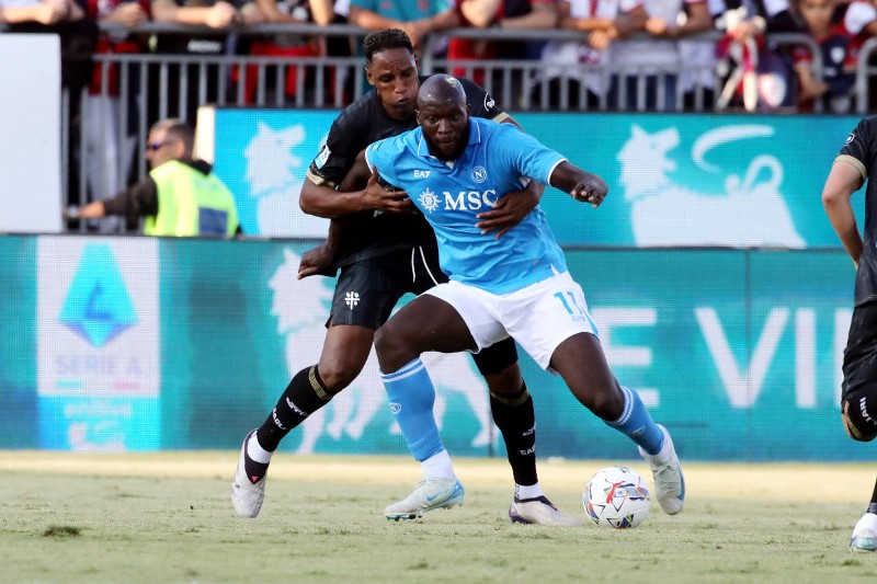 Soi kèo phạt góc Cagliari vs Napoli, 00h30 ngày 21/03 - Ảnh 1