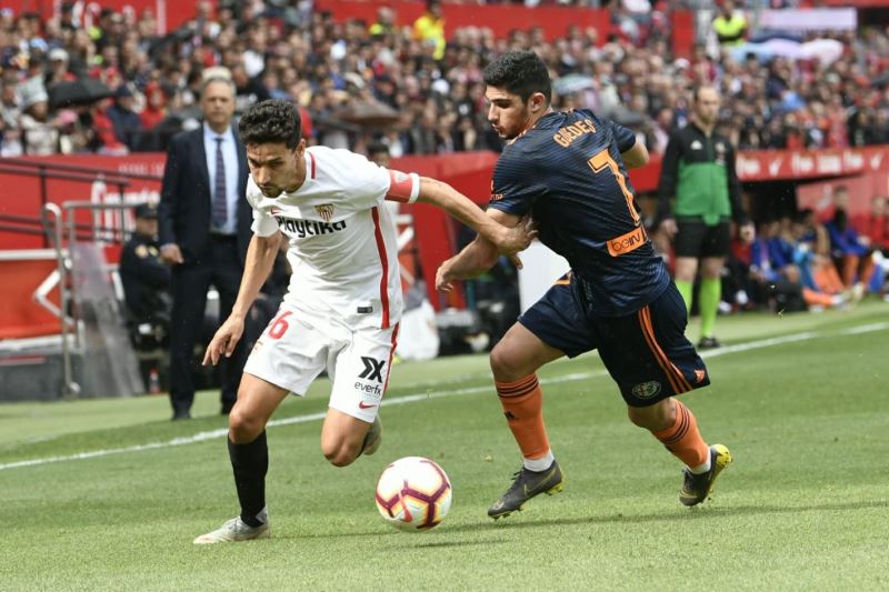 Nhận định, Soi kèo Sevilla vs Valencia 03h00 ngày 22/03: Khôn chợ, dại nhà - Ảnh 1
