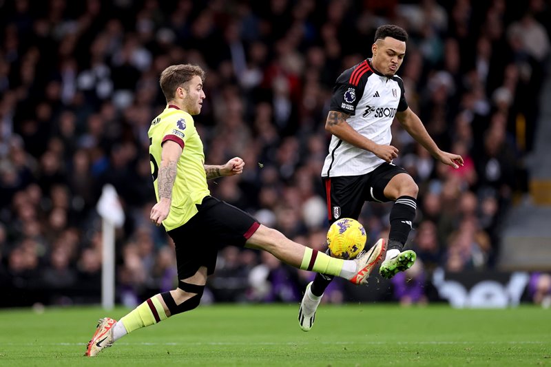 Soi kèo phạt góc Fulham vs Burnley, 22h00 ngày 21/03 - Ảnh 1